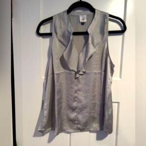 CABI Showstopper Ruffled Sleeveless Blouse Silver Gray Sz small